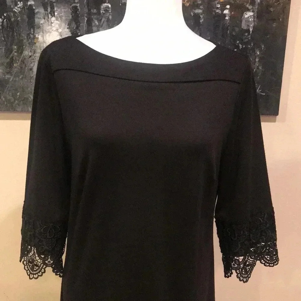 Beige by ECI Black Intricate Scalloped Lace Boat Neck 3/4 Sleeved Dress-Size 10 - Picture 5 of 12